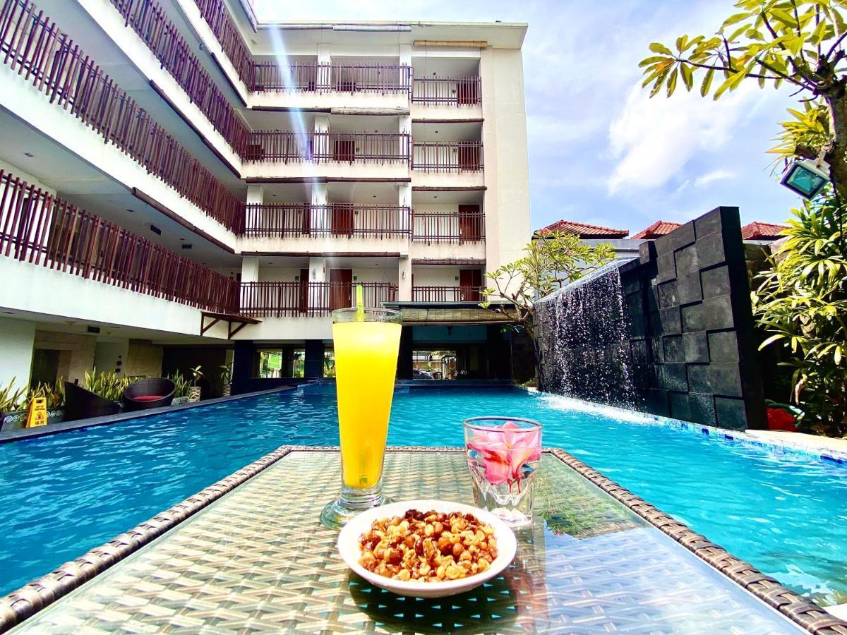 Sun Royal Hotel กูตา ภายนอก รูปภาพ